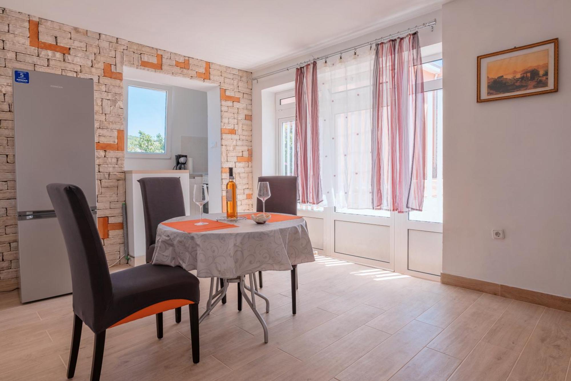 Apartments Ema Šibenik Eksteriør bilde