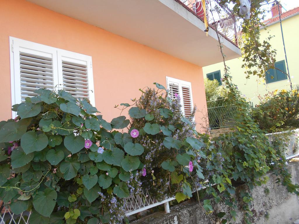 Apartments Ema Šibenik Eksteriør bilde
